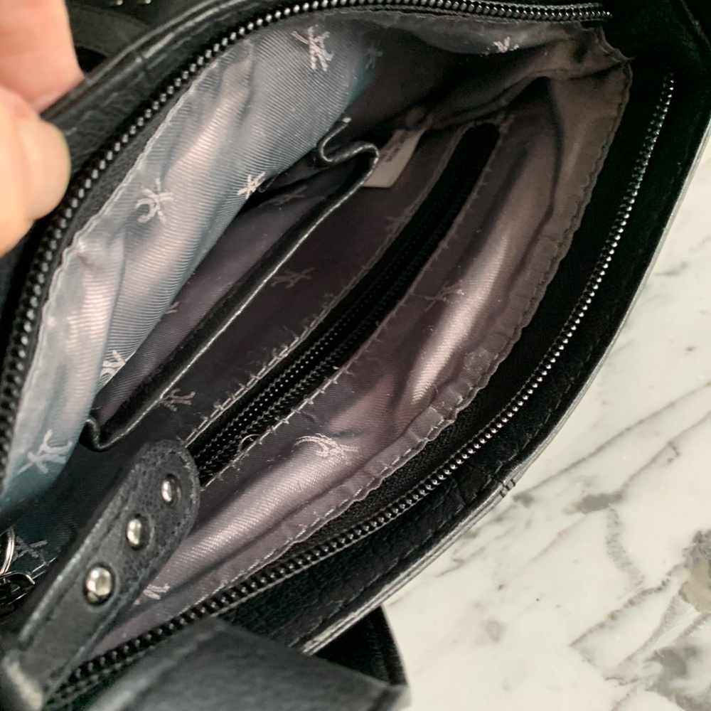 Kenneth Cole Black Bag - Picture 7 of 13
